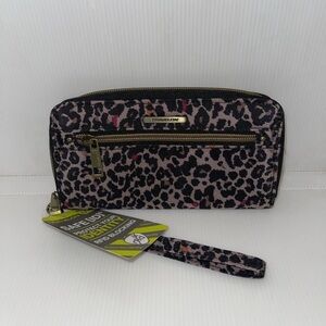 Travelon Wallet Womens  Black Taupe Wristlet Leopard Animal Print RFID Safe New